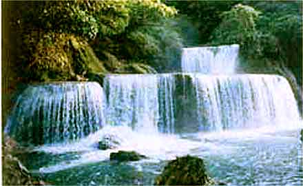 Pinipisakan falls